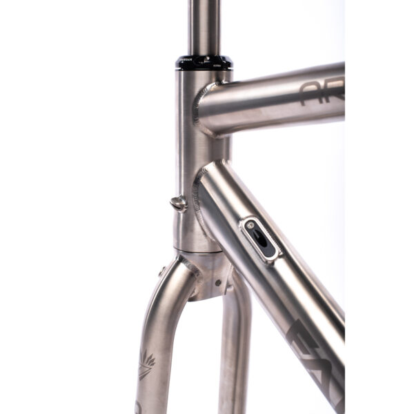 Falkenjagd ARISTOS CX Gravel - Titanium Frameset - 2025 - raw - Image 4